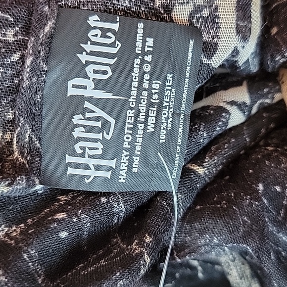 Harry Potter Marauder's Map Infinity Fashion Scarf I Solemnly Swear. - Picture 3 of 8